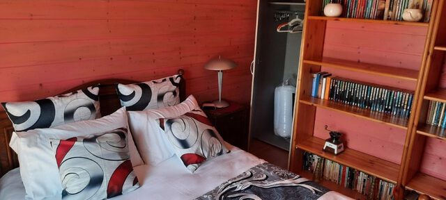 Chambre double de l'étage, deuxième vue