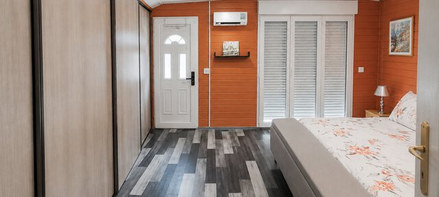 Autre vue d'une chambre double du rez-de-chaussée